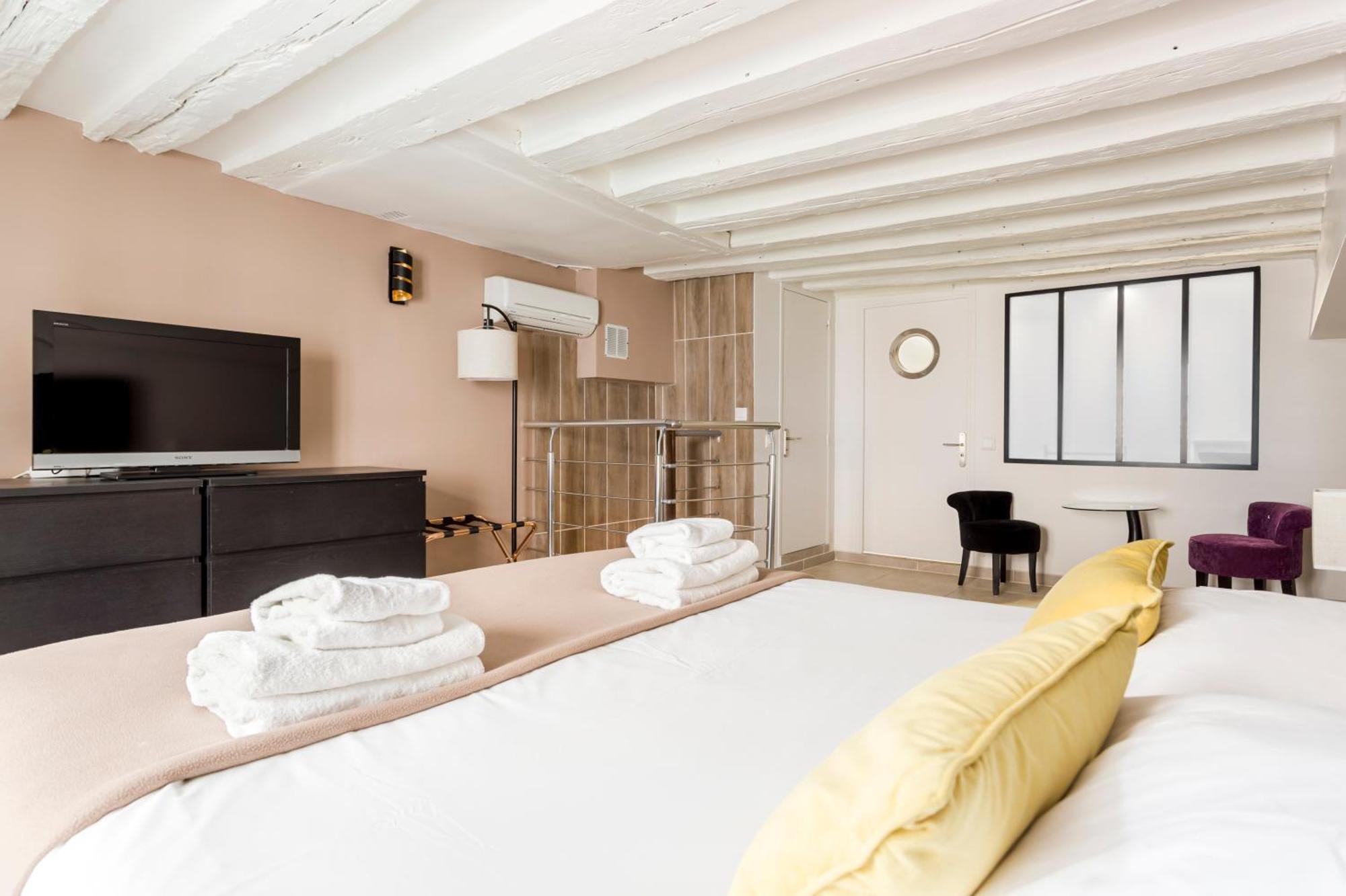 Rivoli Vieille Du Temple With Ac Apartment Париж Екстериор снимка