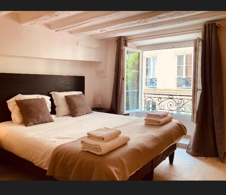 Rivoli Vieille Du Temple With Ac Apartment Париж Стая снимка